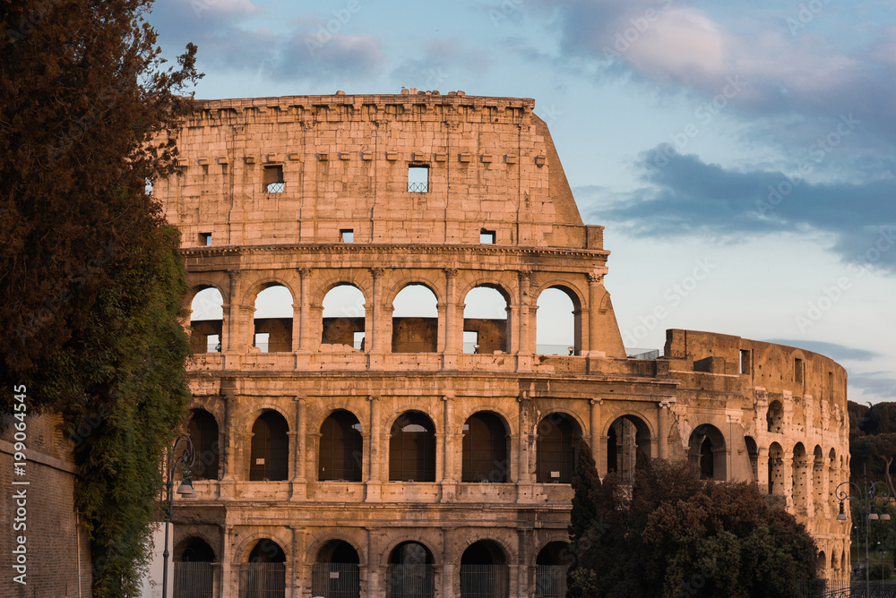 Fototapeta premium Exterior view of the Colosseum in Rome Italy,
