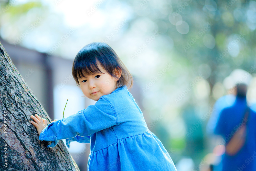かわいい子供 アウトドア かわいい子供 アウトドア