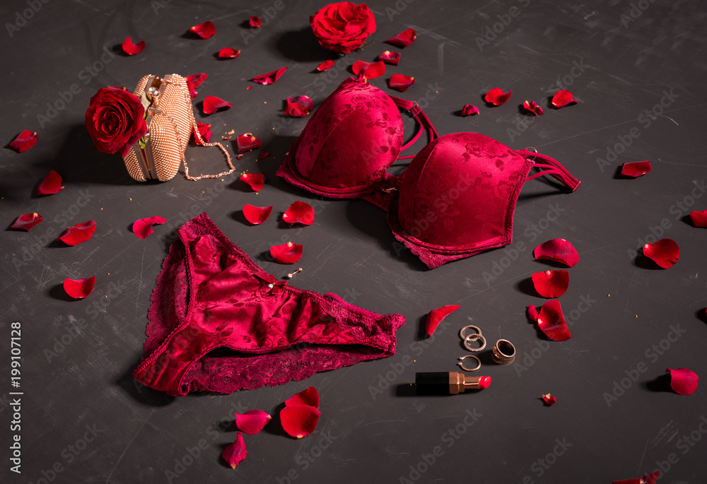 Sexy red women's lingerie - obrazy, fototapety, plakaty 