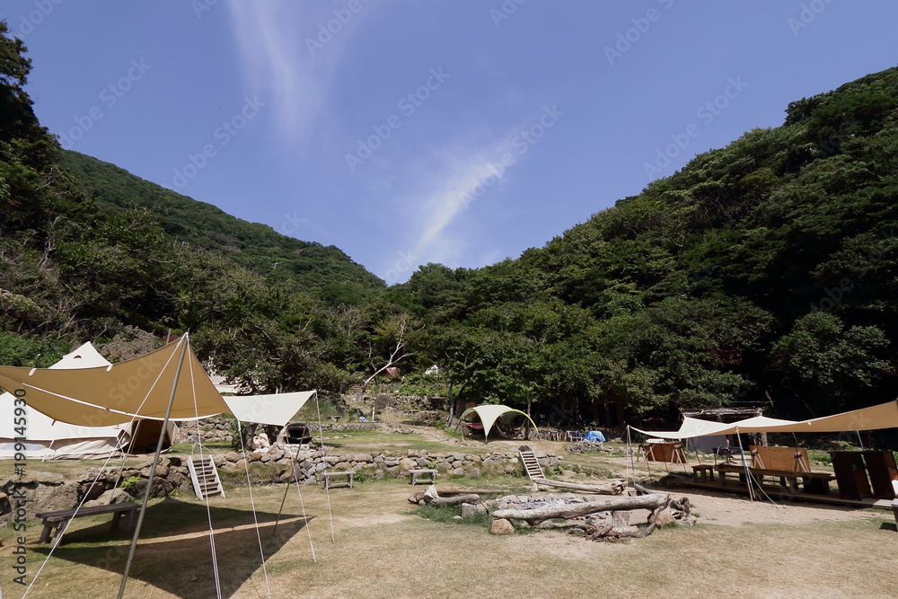 Fototapeta premium 無人島の夏休み