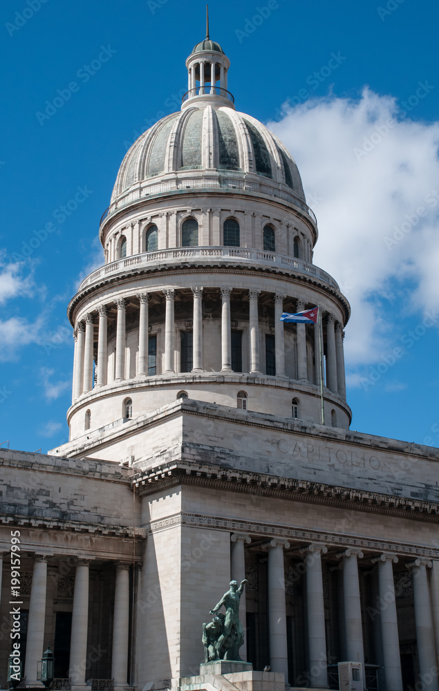 Obraz premium Capitolio of Havana in neoclassical style.Cuba