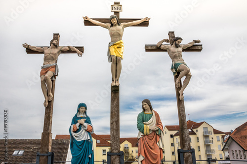 Kalvarienberg in Bayern zeigt Passion Christi photo