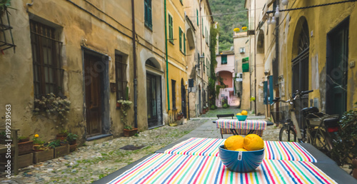 Quadro su tela Finalborgo paese storico della liguria