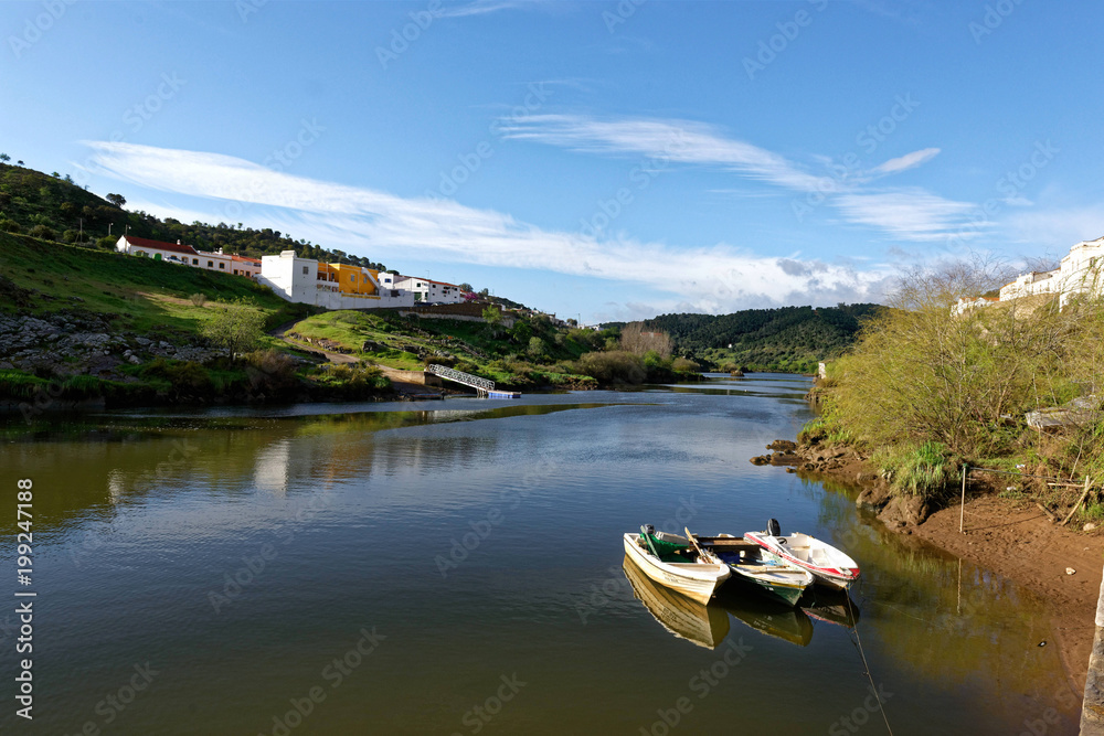 Fototapeta premium Vallée du Guadiana, Mértola, Portugal