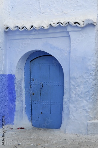 Blaue Haustüre mit Türklopfer, Chefchaouen, Nordmarokko, Marokko, Afrika