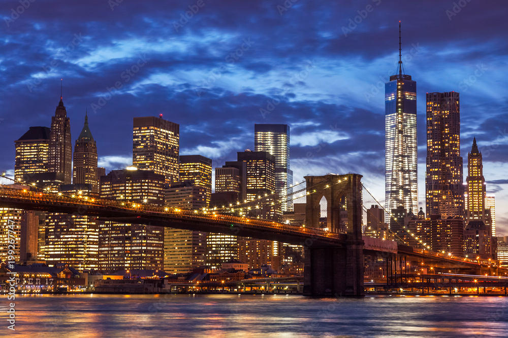 Fototapeta premium Brooklyn Bridge i Manhattan Skyline, Nowy Jork