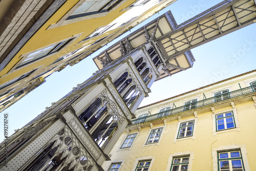 Obraz na płótnie Elevador de santa Justa in Lisbon, Portugal seen from below w salonie