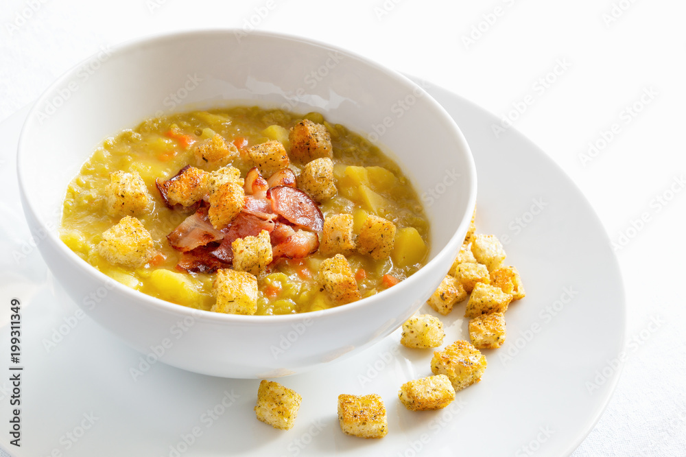 pea soup with bacon and croutons pea soup with bacon and croutons