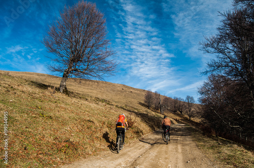 Cycling uphill © diorgulescu