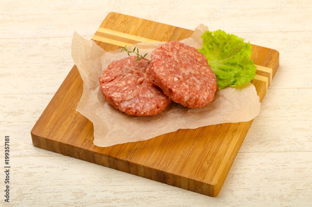 Raw cutlet