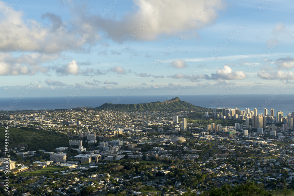Fototapeta premium honolulu, tantalus, lookout, dusk, cityscape, ocean, hawaii, diamond head