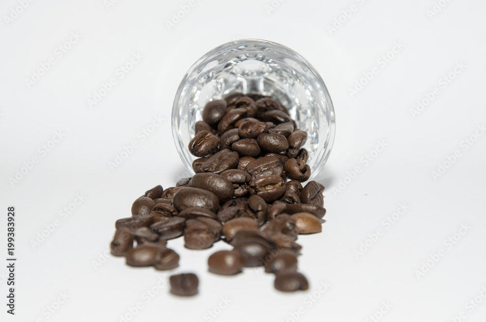 Naklejka premium little glas with coffee beans