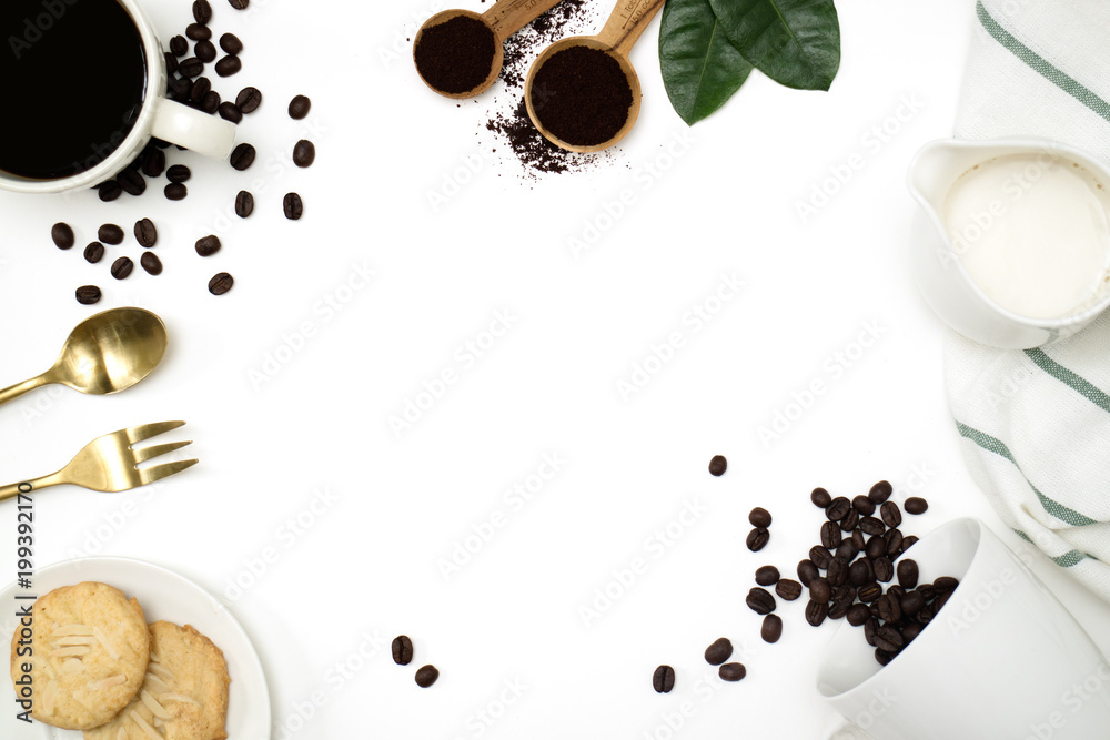 Obraz premium Top view mockup on isolated background with a cup of coffee, coffee beans, milk and cookie.