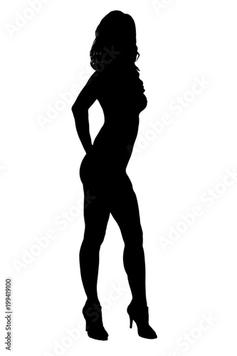 Die anonyme Silhouette einer Frau schwarz auf weiß als Ganzkörperbild