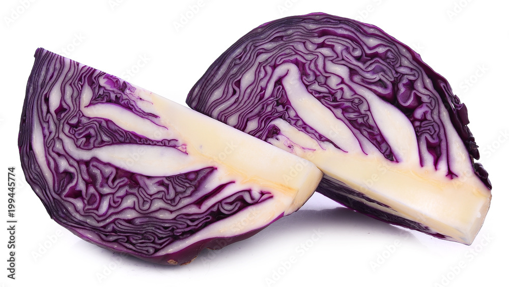 Obraz premium fresh red cabbage isolated on white background