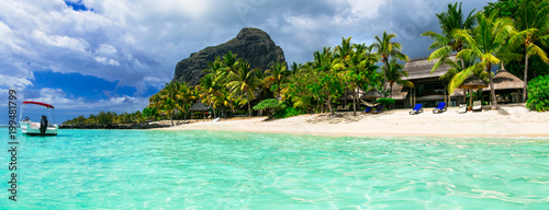 Relaxing tropical holidays - gorgeous Mauritius island. le Morne © Freesurf