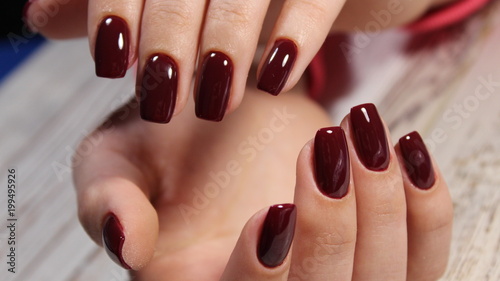 Tableau sur toile beautiful red nails