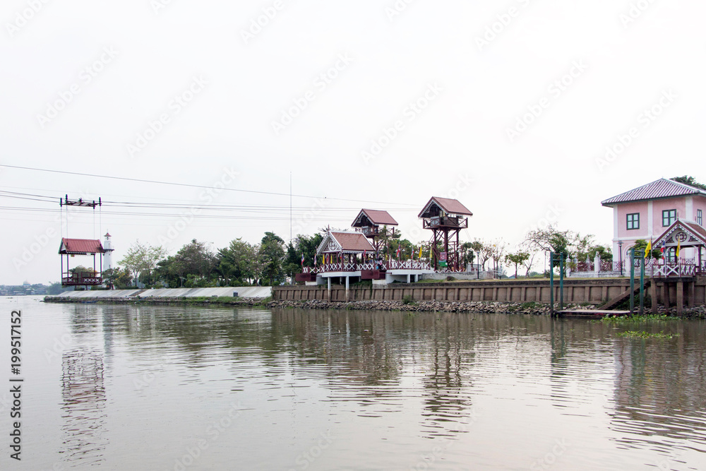 Fototapeta premium Cable car across the river at Wat Niwetthammaprawat in bang pa-in ayutthaya, thailand.