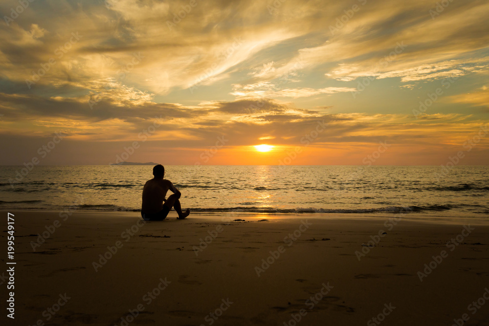 Naklejka premium Tourist watching sunset Koh Kradan