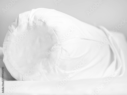 Fotografía Bolster and zipper cover on the bed in the bedroom for protection allergy