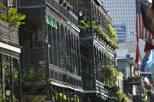 french quarter balconies