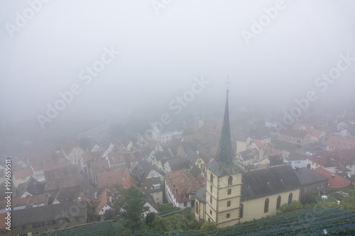 Klingenberg im Nebel