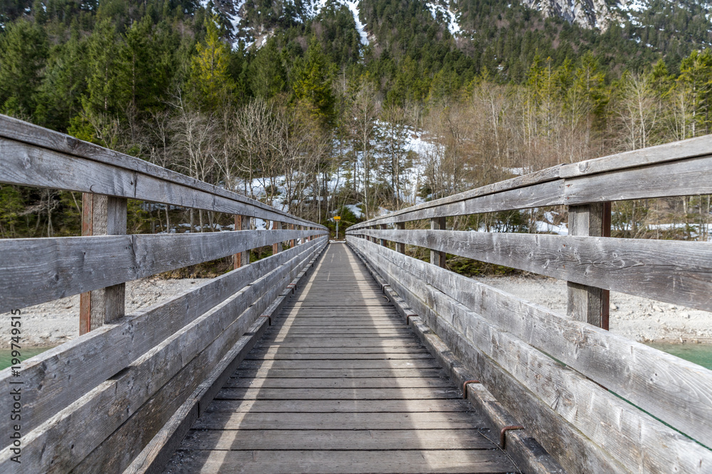 Fototapeta premium Brücke über den Plansee