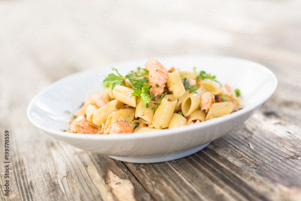 Piatto di Penne al Salmone, Pasta Italiana Piatto di Penne al Salmone, Pasta Italiana
