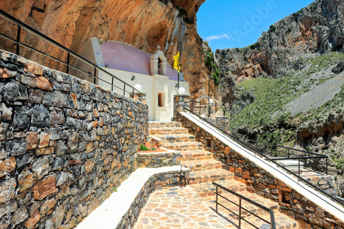 Petite chapelle dans les gorges en Crète