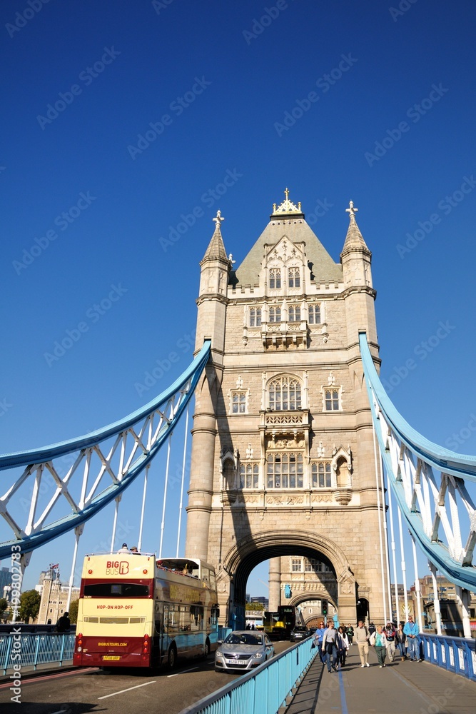 Obraz premium Tower Bridge in London, UK. Sunny day, blue sky.