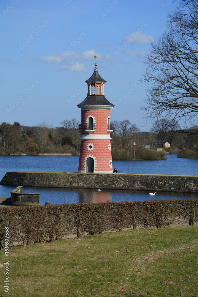 Blick zum Leuchtturm in Moritzburg