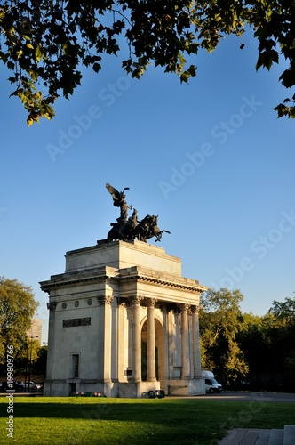 arch, wellington, london, park, hyde, uk, constitution, triumphal, tourist, travel, england, memorial, corner, architecture, landmark, capital, statue, britain, duke, city, europe, history, famous, de photo