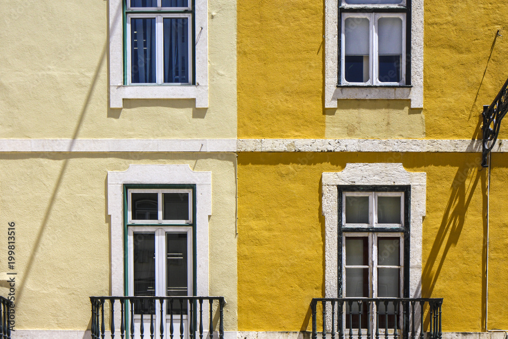 Fototapeta premium Colorful building with windows