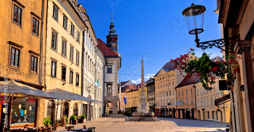 Obraz na płótnie City of Ljubljana old cobbled center street w salonie