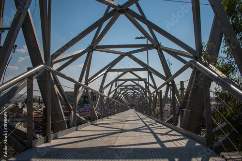 Puente geométrico 