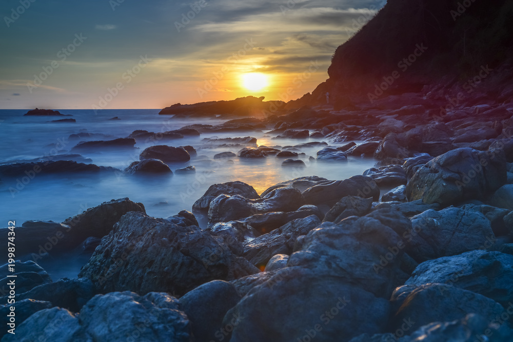 Obraz premium Beautiful silky seascape during sunset