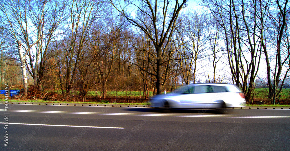 Geschwindigkeit auf der Straße