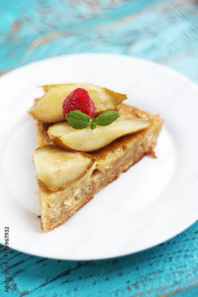 Pie with pears
