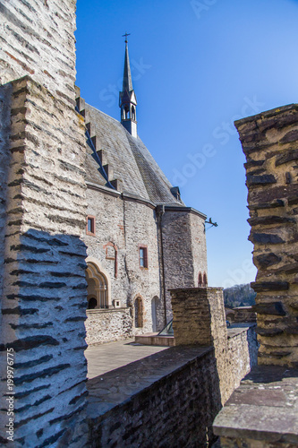 Château de Vianden, un château fort situé au Luxembourg dans la ville de Vianden photo