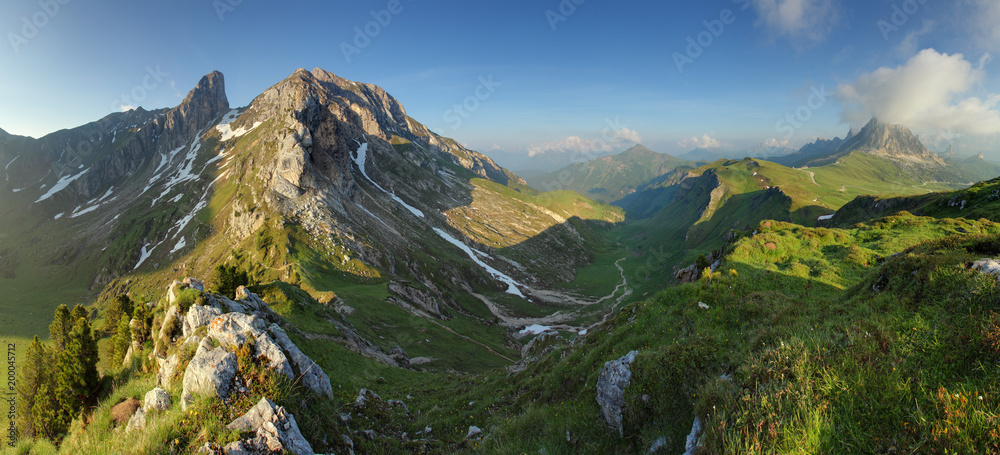 Mountain nature panorama in Dolomites Alps, Italy. - obrazy, fototapety, plakaty 