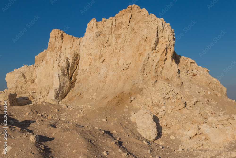 Fototapeta premium Sandy rock in the desert