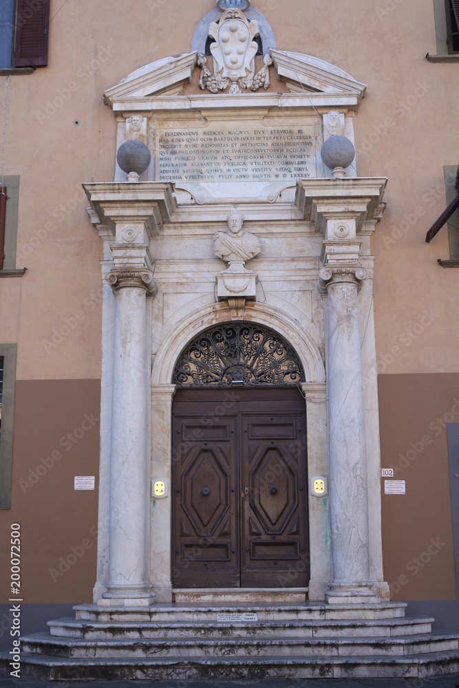 Fototapeta premium Ancient arch
