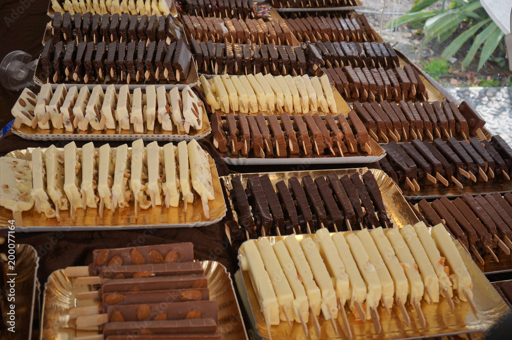 Obraz premium Variety of chocolate market stall