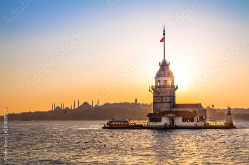 Canvas Print Maiden Tower or Kiz Kulesi Istanbul, Turkey