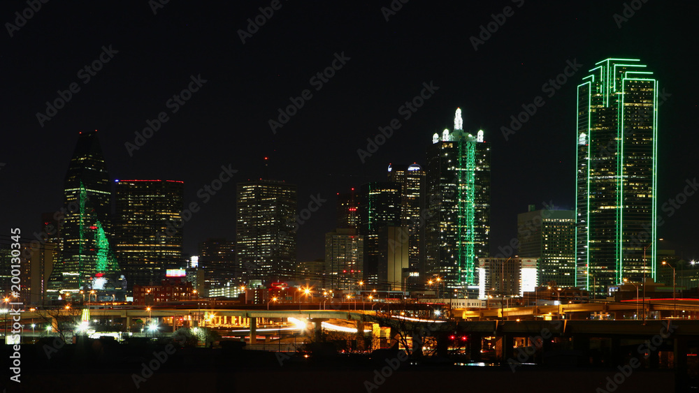 The skyline of Dallas, Texas at night
