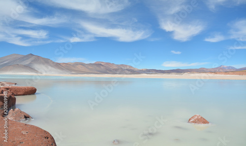 Salar de piedras rojas en San Pedro de Atacama