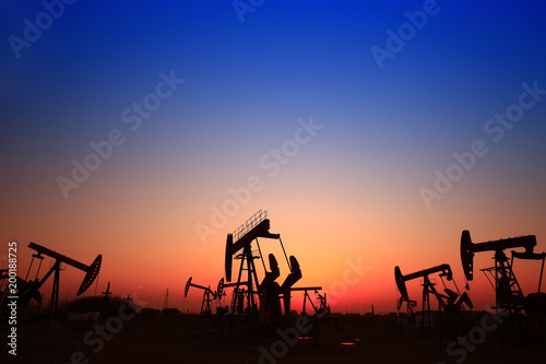 The oil pump, industrial equipment © pdm