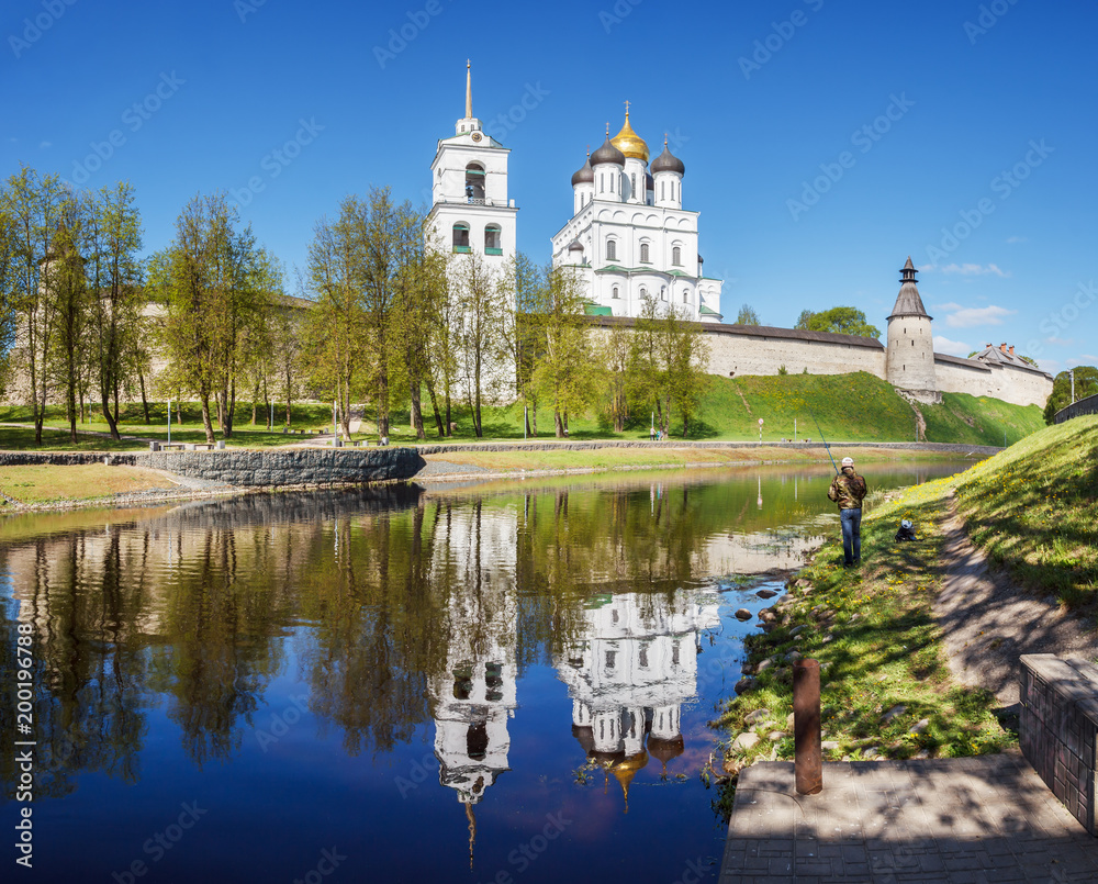 Trinity Cathedral on the bank of the Pskova river