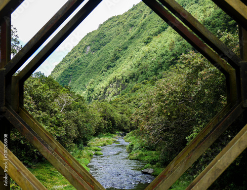 bridge over the river 