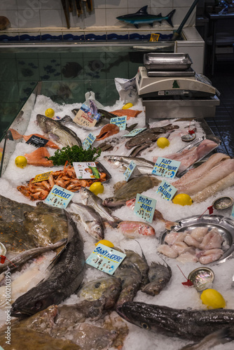Fresh Fish Market © ahriam12